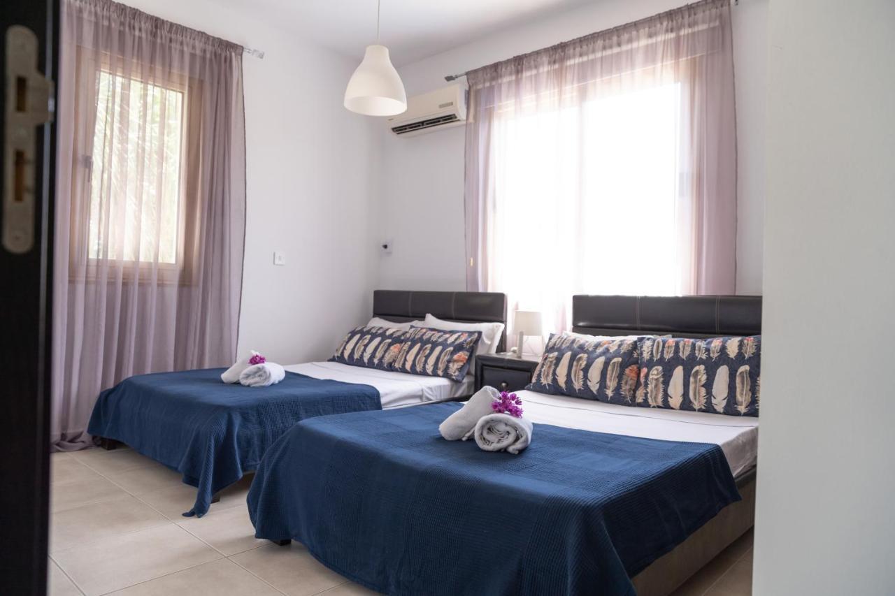 Palm Villa Ekaterina 4 Bdrmパラリムニ エクステリア 写真