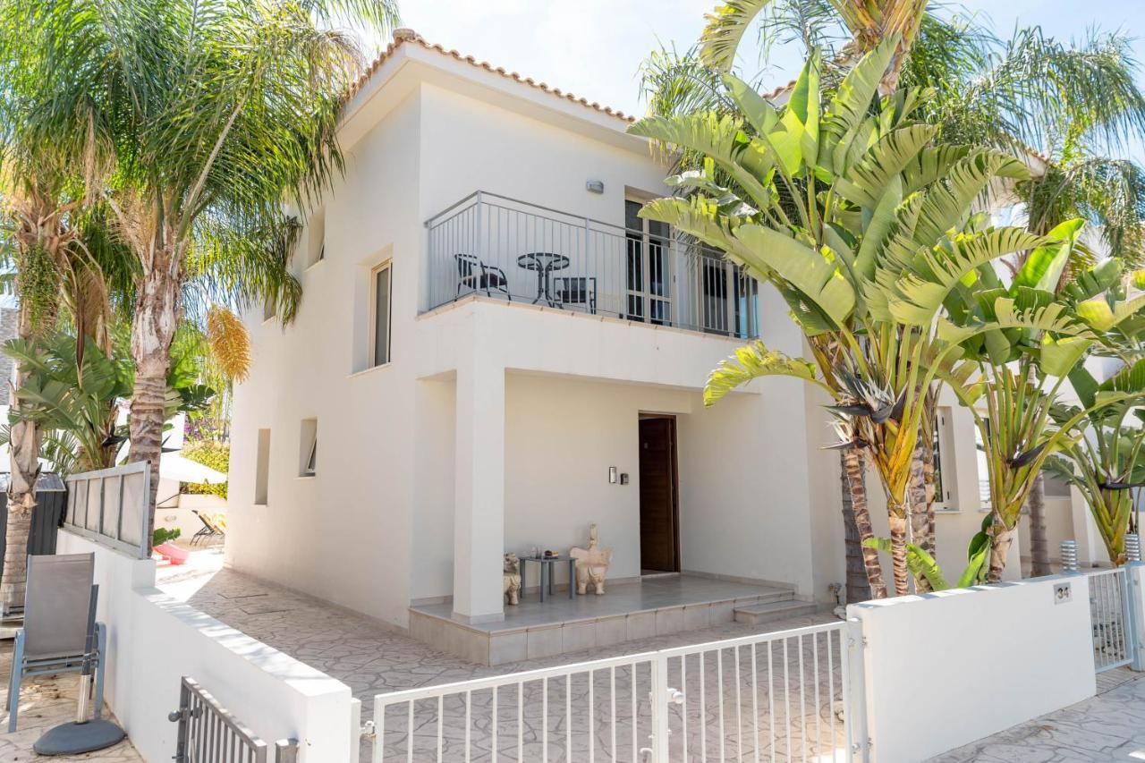 Palm Villa Ekaterina 4 Bdrmパラリムニ エクステリア 写真